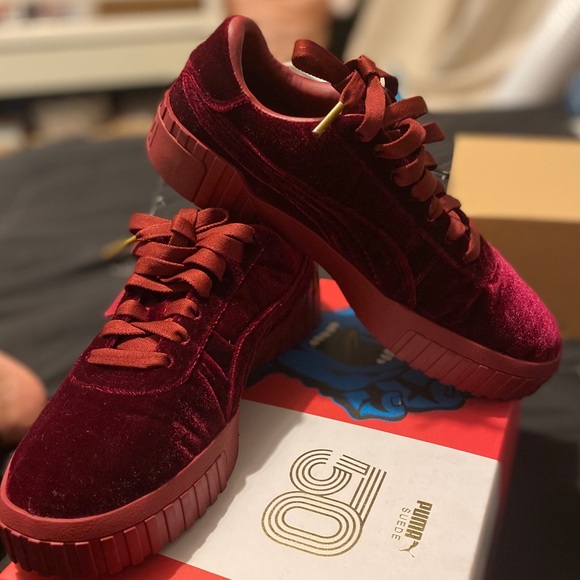Burgandy Puma Shoes - Picture 2 of 5